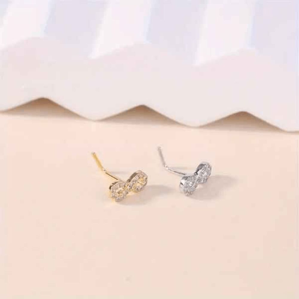 INFINITY DIAMOND NOSE RING - Picture 2 of 4